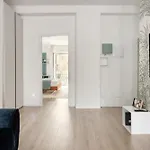 Fresh Living San Siro ميلان